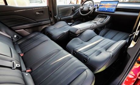 新硬派智驾SUV埃安霸王龙上市 售价12.98万-18.98万元