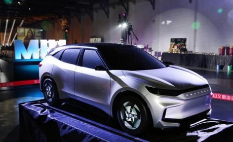 或2023年投放 富士康纯电动SUV造型曝光