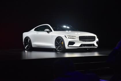 Polestar 1车体减重500磅，就是因为用了它！