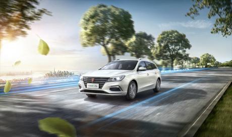 全新荣威Ei5售价12.88-15.88万元，综合续航里程420km