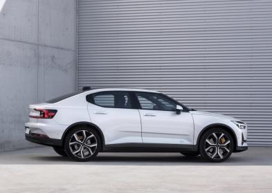 Polestar 2正式发布：基于CMA平台并决心要干掉特斯拉Model 3