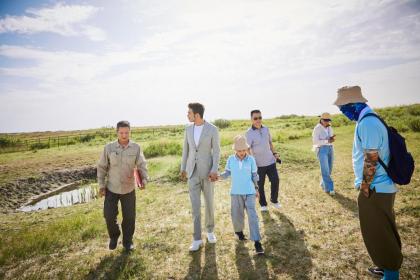 奇瑞汽车开展保护普氏野马与双峰野骆驼科考公益行动