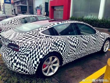 国产特斯拉 Model 3 谍照曝光 疑似加长
