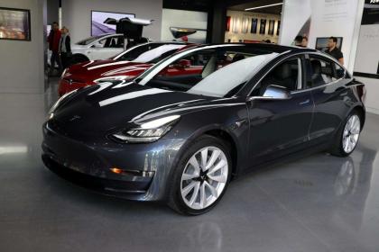 消息称特斯拉中国工厂本月投产 计划周产千辆Model 3