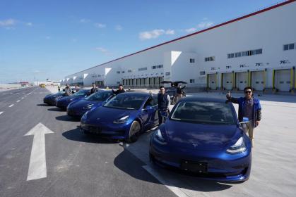 国产特斯拉Model3已上路行驶 我们何时能买到售价不到30万的特斯拉呢？