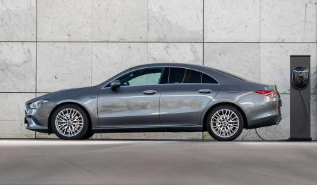 WLTP纯电续航接近70公里 奔驰发布全新GLA/CLA和猎装版插混版官图