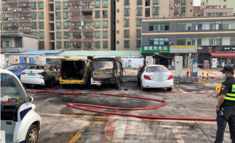 深圳一新能源车起火爆炸 前后波及5辆车！
