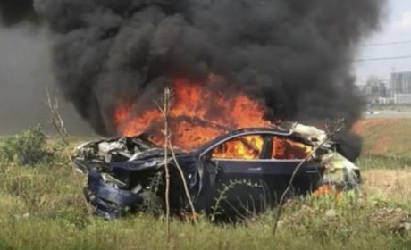 网曝Model 3高速失控调查结果：无踩下刹车踏板信号
