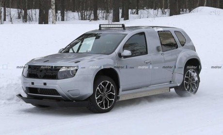 电动冰雪拉力赛赛前准备 Dacia Duster EV车型谍照