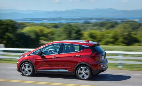 比特斯拉Model 3便宜 续航还高 2020款雪佛兰Blot EV了解一下
