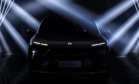 蔚来与雷蛇联名推出“ES6暗夜探索者”版特别车型