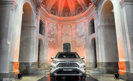 电气化架构+四驱，丰田RAV4纯电版将于2022正式推出