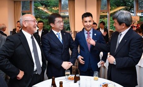 华人运通成立日本中心 拓展全球化布局