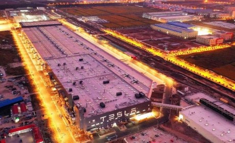 特斯拉上海工厂获40亿元营运资金贷款
