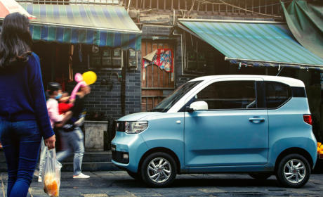 8月销量达1.5万辆！ 宏光MINI EV 再现“车神”速度