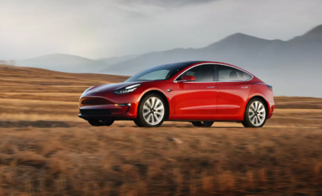 特斯拉官宣：Model 3两款车型中国大陆开放选配