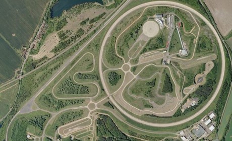 英国推出首个5G自动驾驶汽车试验场 助力自动驾驶计划