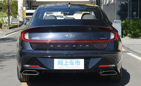 北京现代第十代索纳塔 比迈腾还大 16.48万起售