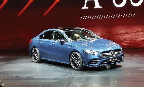 上海车展：梅赛德斯-AMG A35 L正式亮相