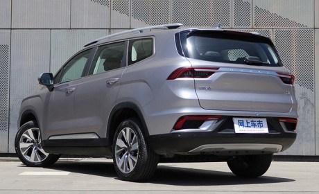 吉利最大SUV 豪越开启预售 五座版10.88万元起