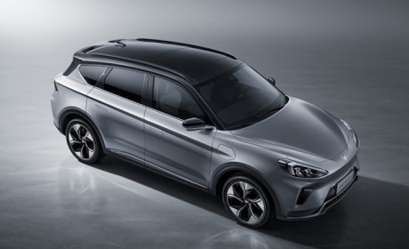 豪华纯电品牌ARCFOX首款SUV 比蔚来ES6空间还大
