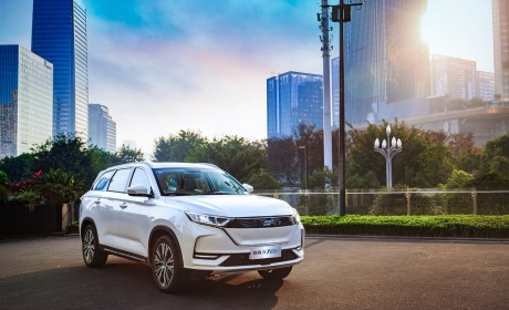长安欧尚 X7 EV版发布 续航405km 售价决定了是否能成爆款