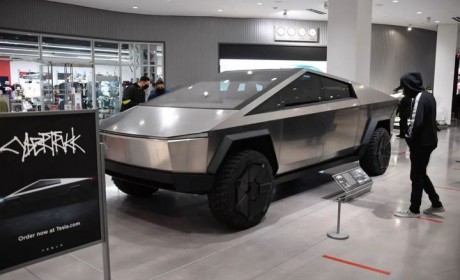 特斯拉电动皮卡Cybertruck预订量已近80万辆