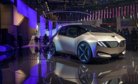 宝马发布BMW i 循环概念车 融入多种数字技术