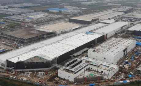 特斯拉今年Q2在中国市场销售收入14亿美元 同比增102.9%