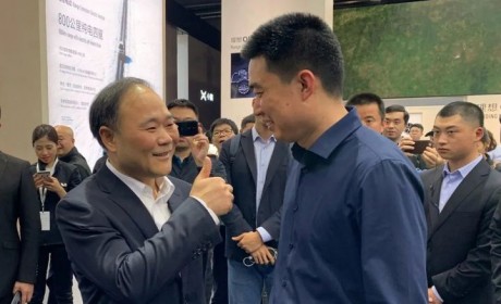 传统车企与新势力开杠：苹果掀翻诺基亚的剧情会不会在汽车界上演？