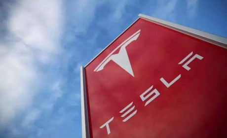 本质就是Model 3的放大版 Model Y全方位解析