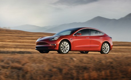 Model 3标准续航升级版正式在中国市场开放选配