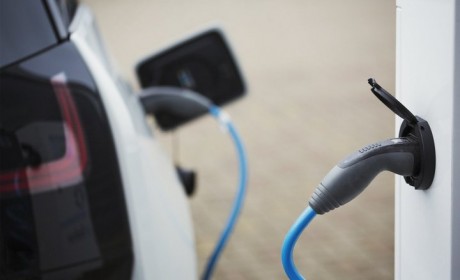 缺钱的电动汽车：研发运营成本高企 市场迟迟未能打开
