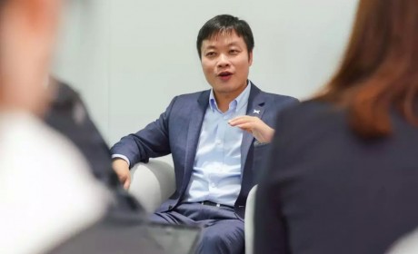 对话何小鹏：特斯拉强得有限，我们的车比Model 3好多了