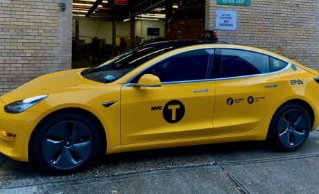 特斯拉Model 3成为纽约首批上路电动出租车