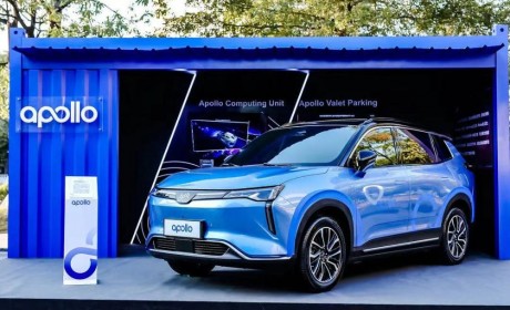 L4级降维释放，百度Apollo加速下一代智驾产品上车
