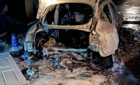 上海一Model 3起火爆炸 特斯拉：地面先动的手