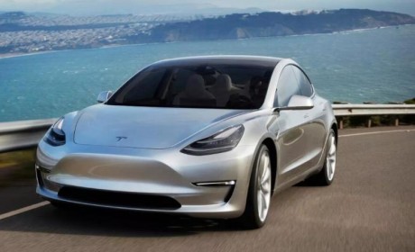 消息称特斯拉首批基础版Model 3下线 两天生产500多辆
