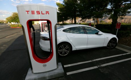 为拯救销量 特斯拉对Model X/S新买家恢复免费充电福利