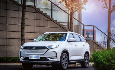 长安欧尚 X7 EV版发布 续航405km 售价决定了是否能成爆款
