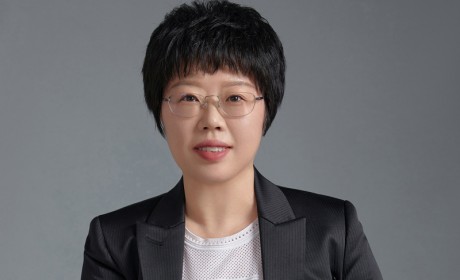 张明霞女士将担任smart品牌全球公司销售市场及售后副总裁