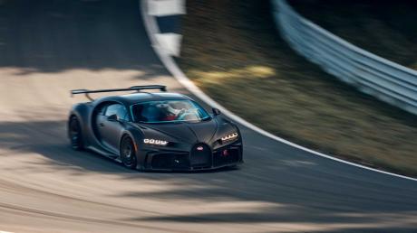 限量60台/售价300万欧元 黑武士布加迪Chiron Pur Sport赛道谍照