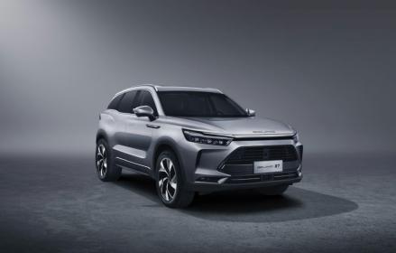 BEIJING-X7正式上市 官方售价10.49万-21.69万元