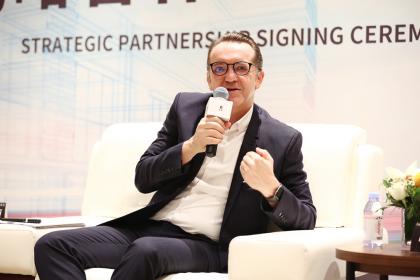 施戈迈：华晨雷诺金杯不仅要成为中国领先品牌 还要走向世界