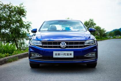 产销突破200万大关，一汽-大众的逆势上扬记