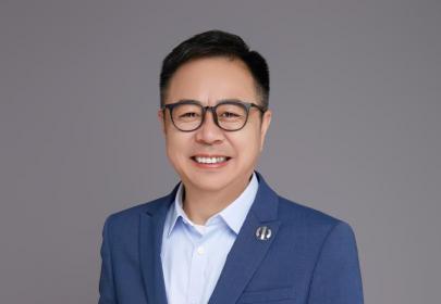 李峰加盟华人运通任联席总裁