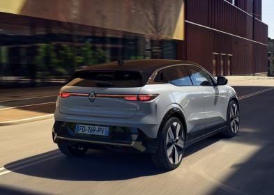 IAA Mobility 2021：雷诺全新梅甘娜E-TECH电动车全球首秀