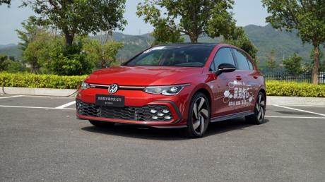 情怀、舒适与性能我全都要 试驾全新数字高尔夫GTI