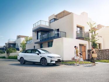 小鹏P5补贴后售价15.79万-22.39万元 NEDC综合工况续航最长600km