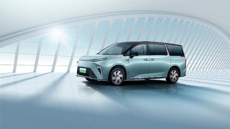 上汽大通MAXUS正式发布全球首款全尺寸豪华智能纯电MPV MIFA 9